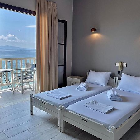 Archontiko Seaside Hotel ปลาตานิอาส ภายนอก รูปภาพ