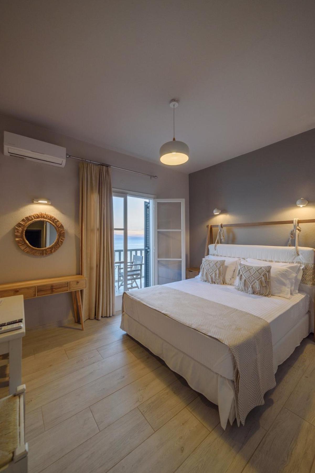Archontiko Seaside Hotel ปลาตานิอาส ภายนอก รูปภาพ